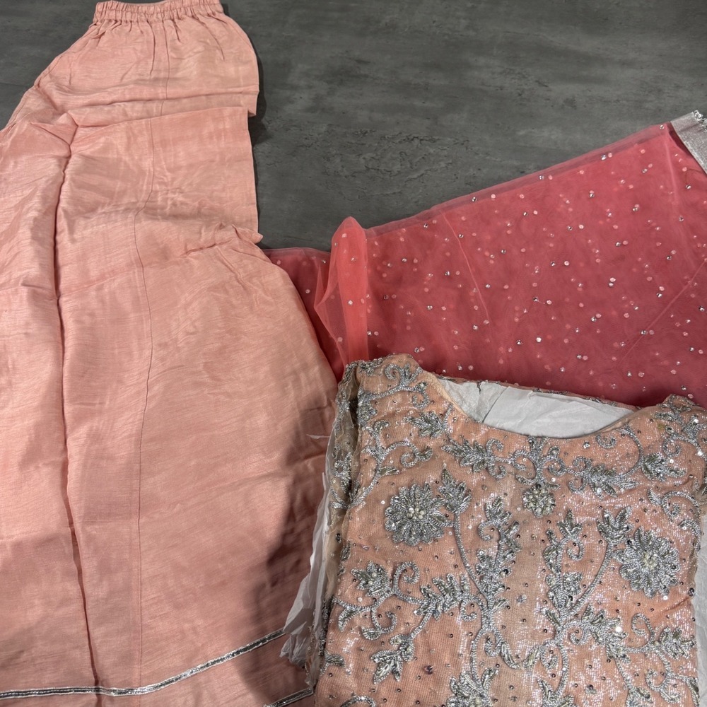 Pakistani 3 PC Salwar Kameez L Peach Pink Silver Floral Embroidered Sequin NWOT